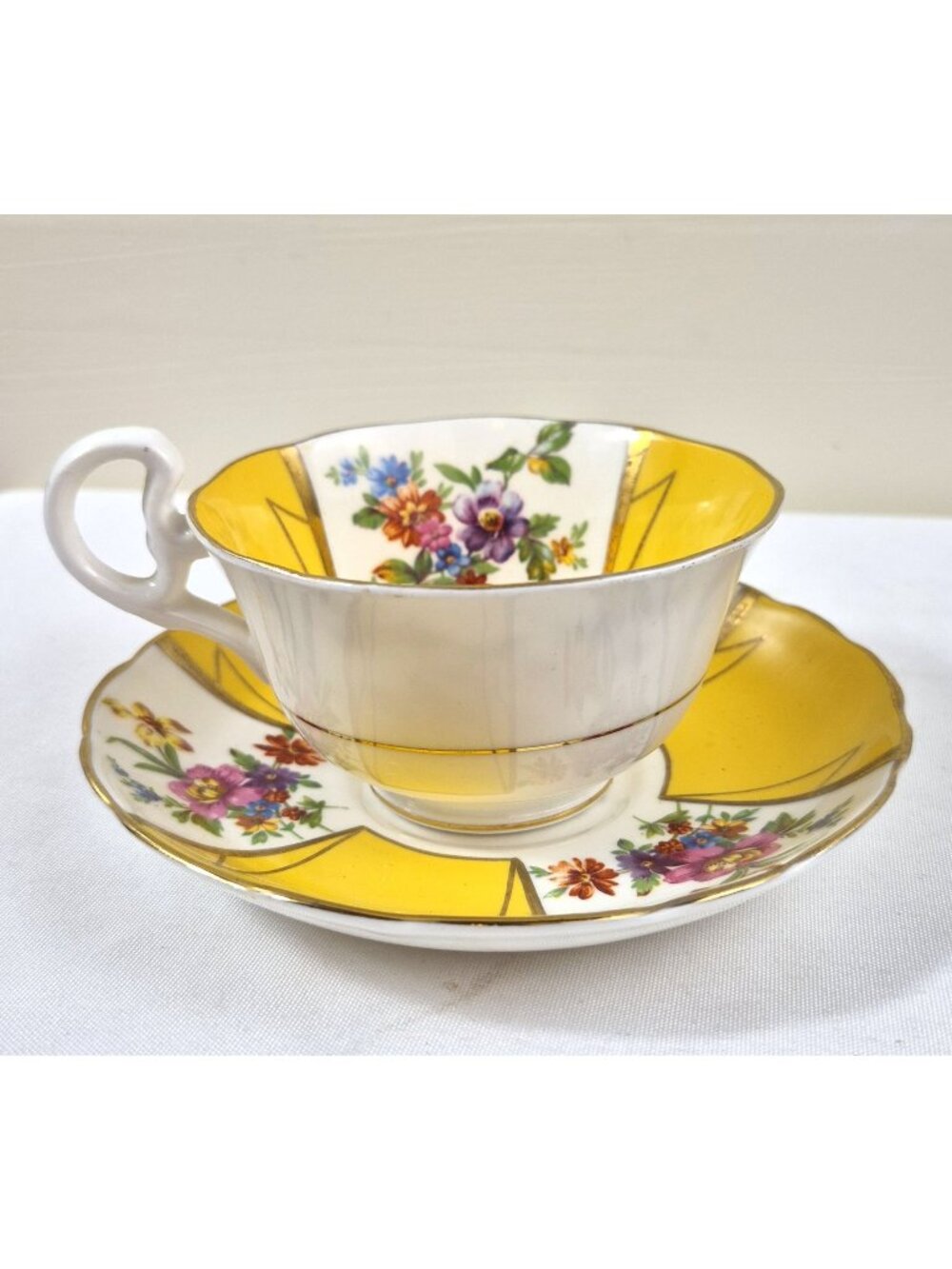 Raddford's Bone China Teacup & Saucer Yellow Floral Gold Trim England Vintage